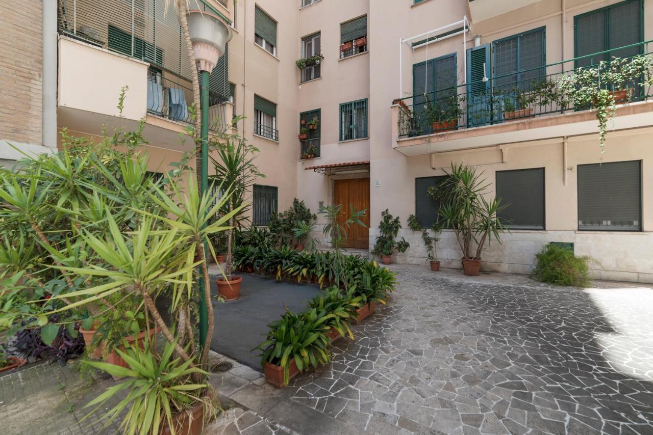 רומא San Giovanni Apartment With Balcony מראה חיצוני תמונה